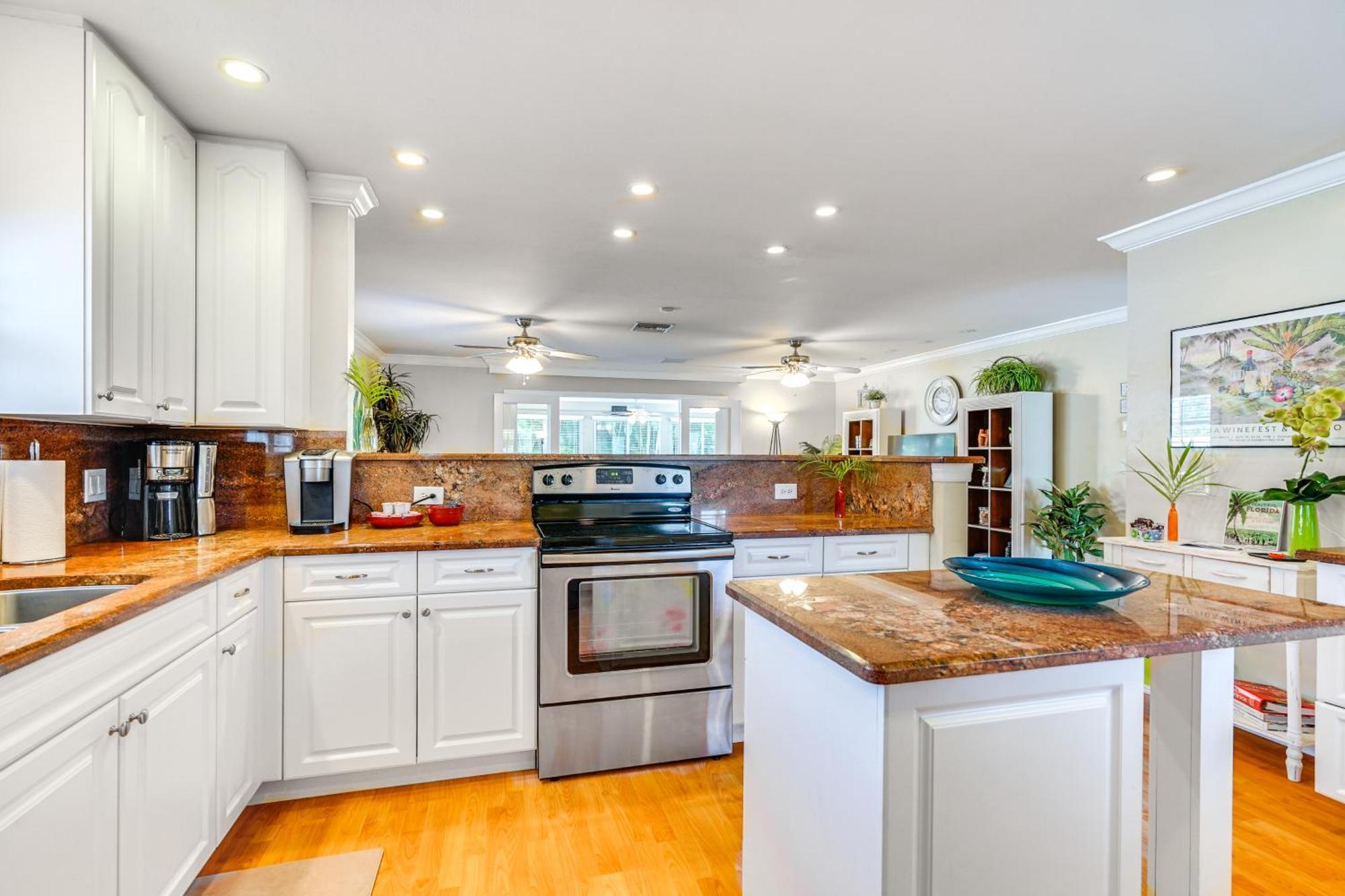 Fort Myers Bungalow - 12 Miles To The Beach! Екстер'єр фото